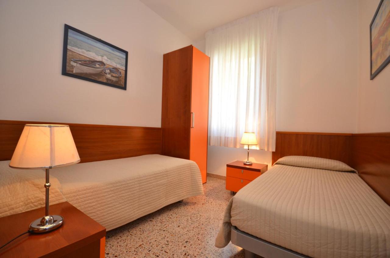 Appartamenti Dei Pini Bibione Exterior foto